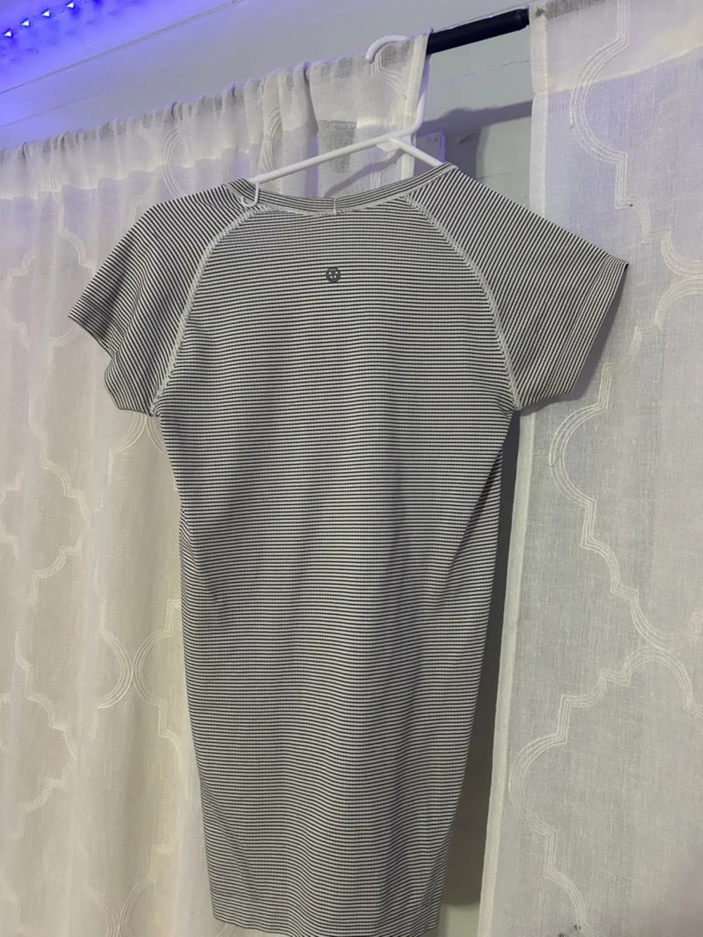 Lululemon Swiftly Tech! - Picture 2 of 2